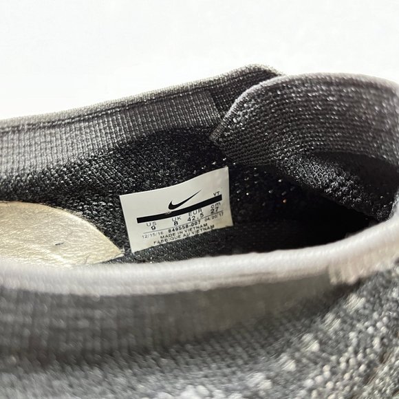 Nike Air Vapormax Flyknit Running Shoes - Men's Size 9 - Picture 9 of 9